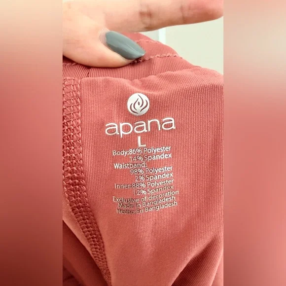 APANA Women's Rust Shorts SIZE L - Picture 5 of 5